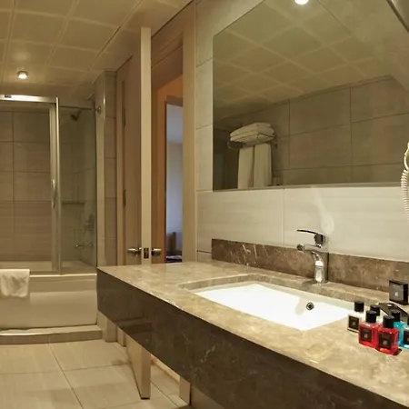 فندق Susuzlu Seckin 3*