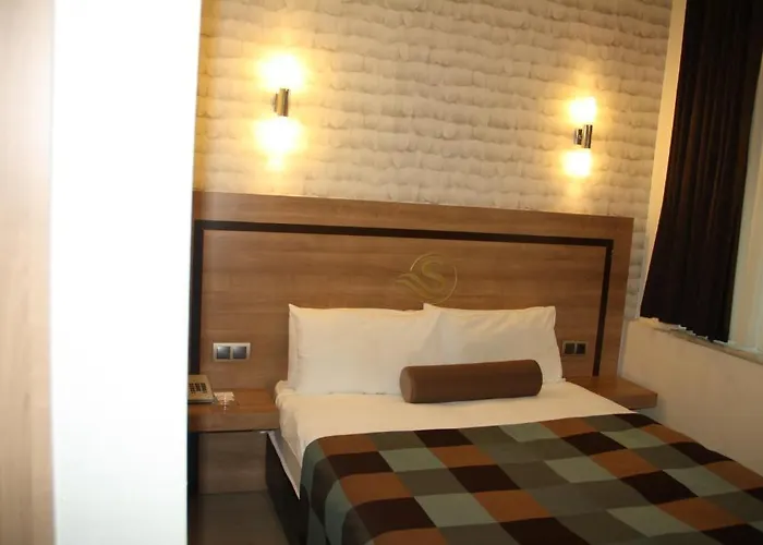 Susuzlu Seckin Σμύρνη